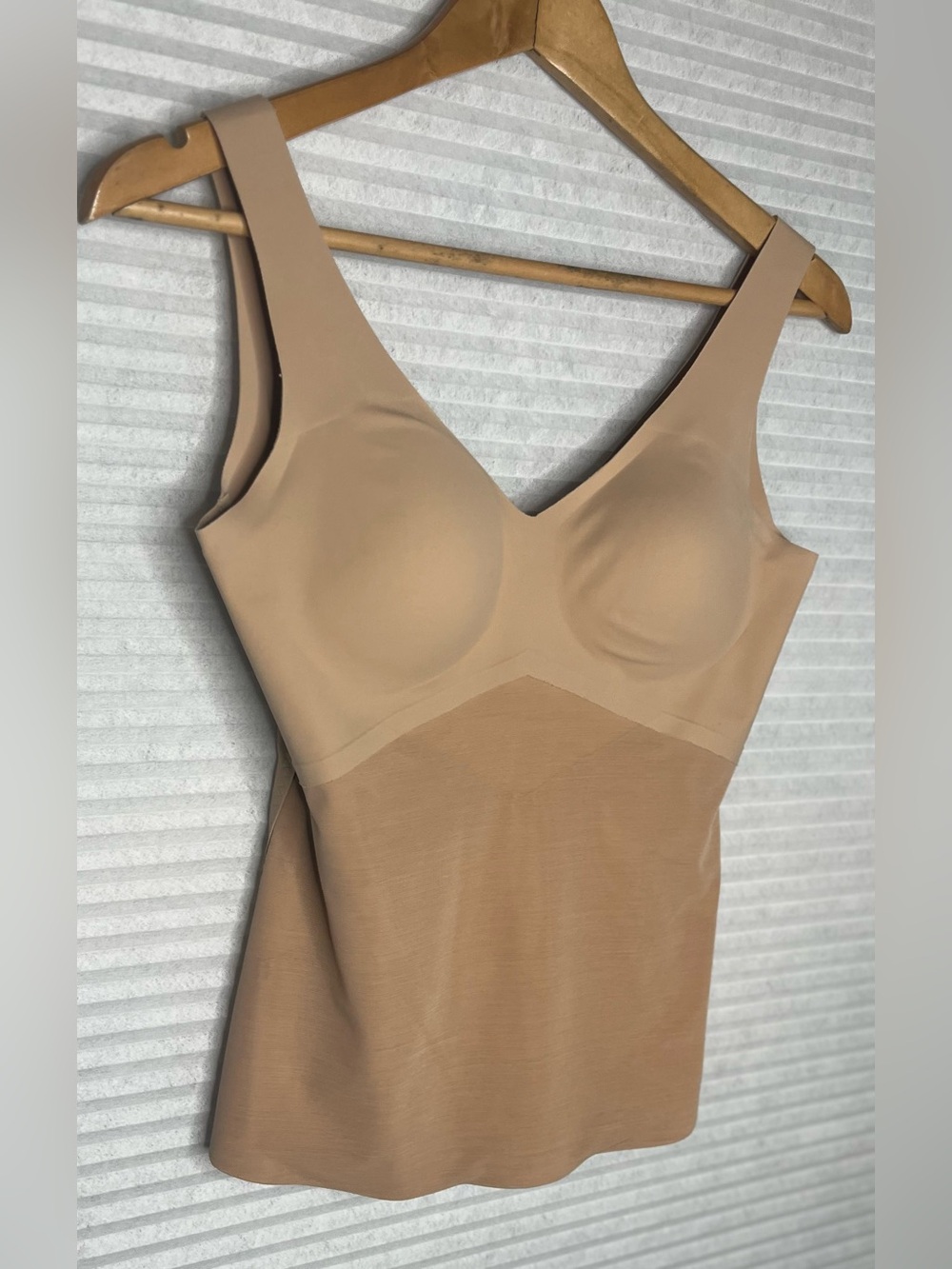 Honeylove Shapewear Liftwear Tank Womens M Beige Slimming Shaping‎ Built In Bra